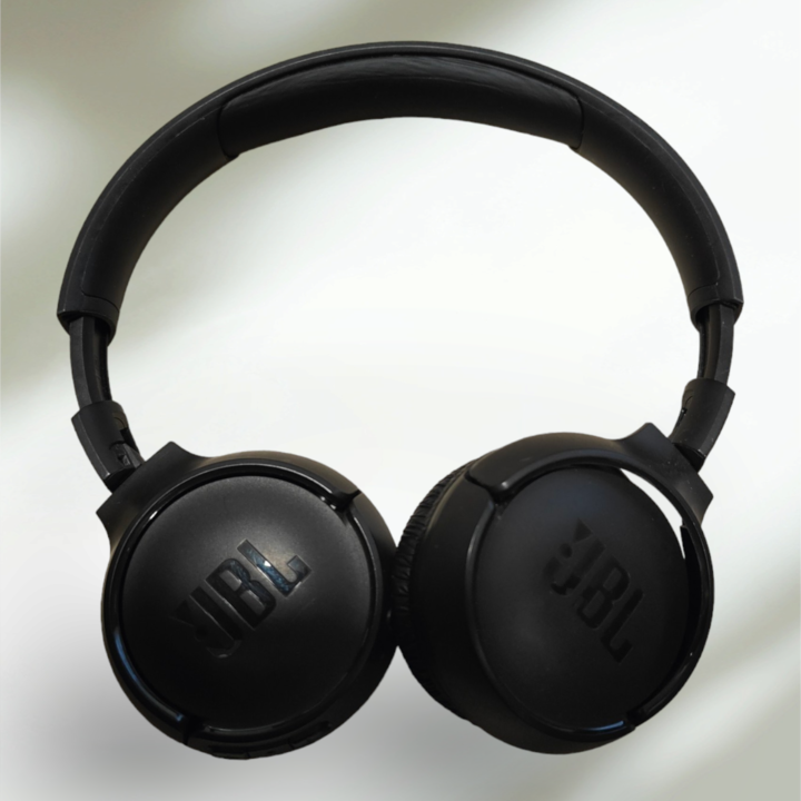 JBL Bluetooth kuulokkeet