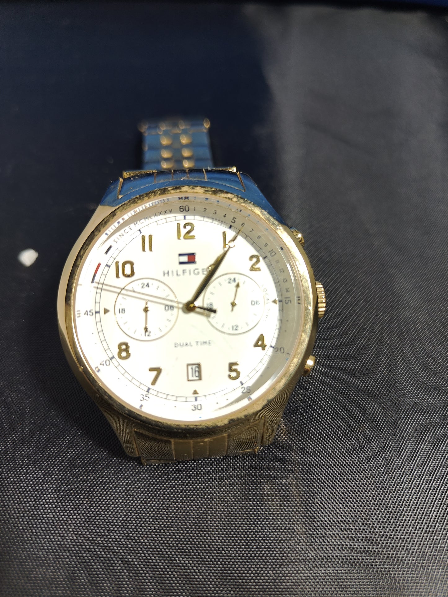 Hilfiger naisten kello