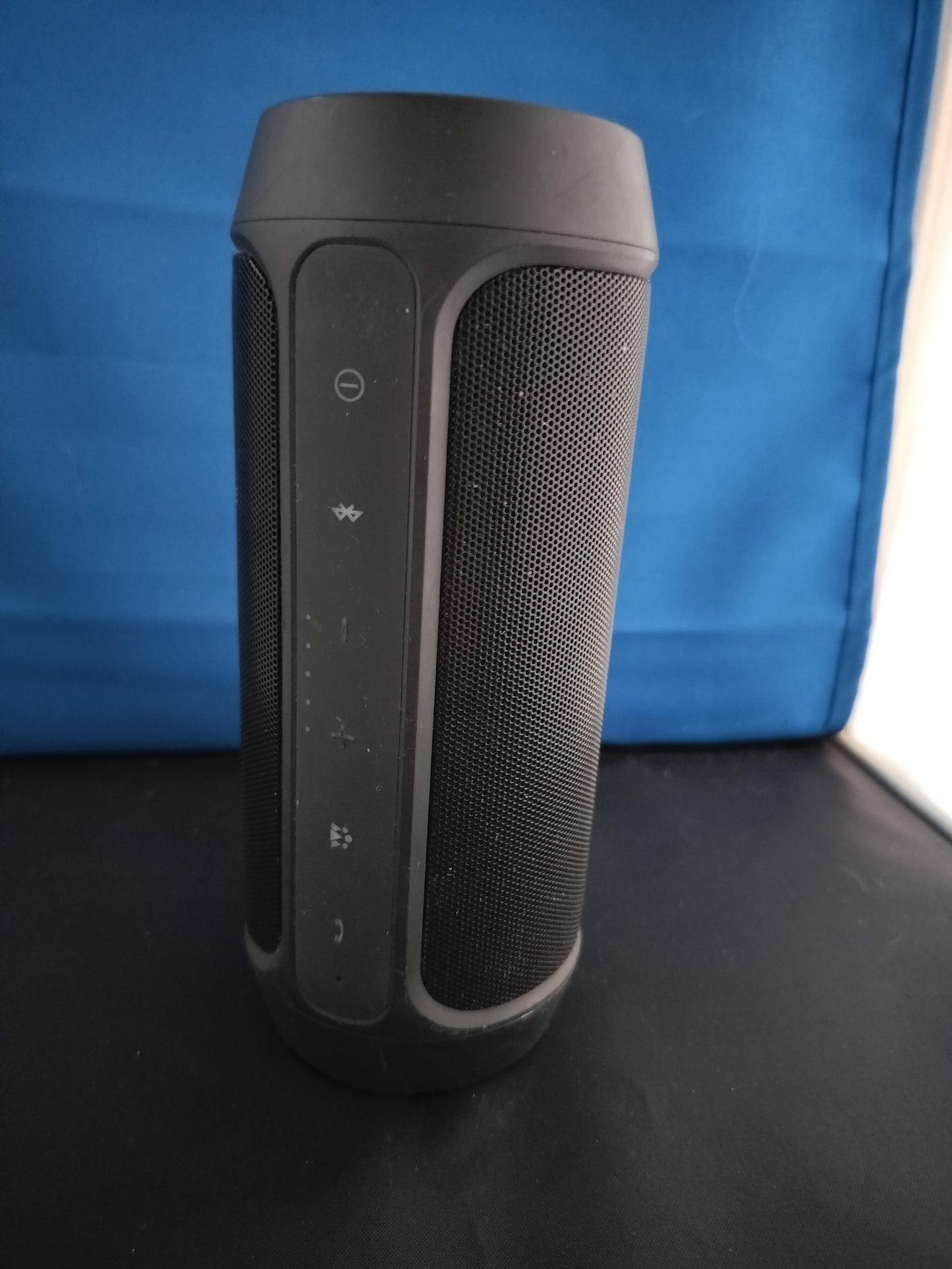 JBL charge 2+ kannettava kaiutin