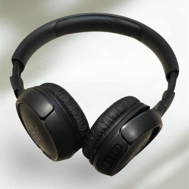JBL Bluetooth kuulokkeet