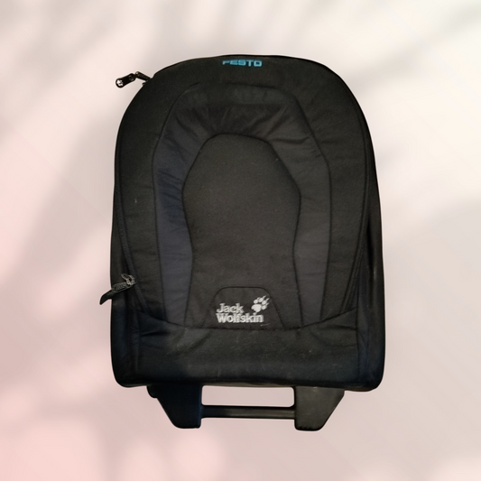 Cabin laukku. Uusi. Jack wolfskin